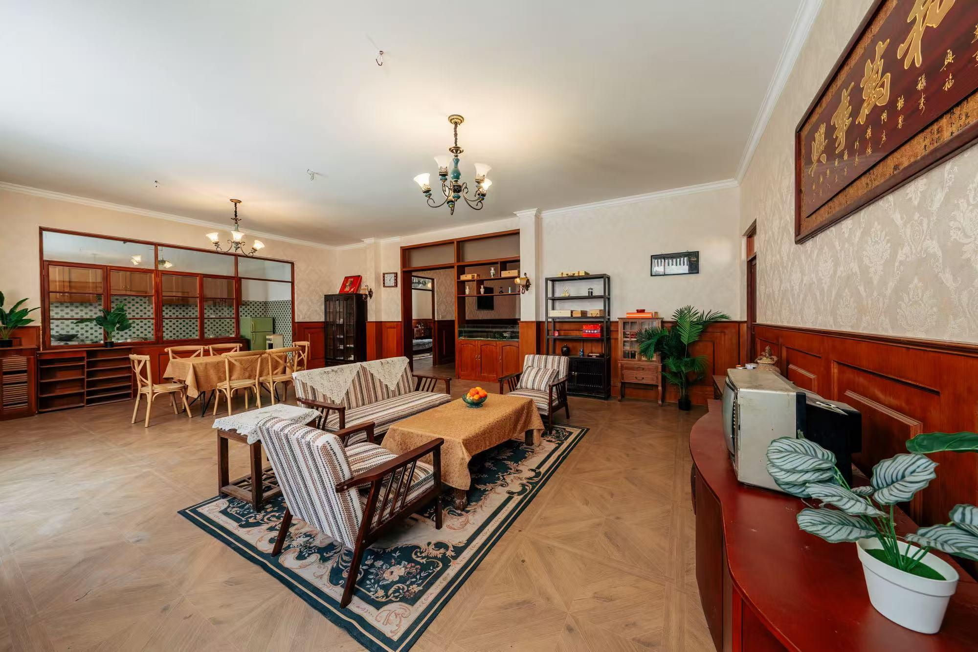 年代家居 一楼-干部家