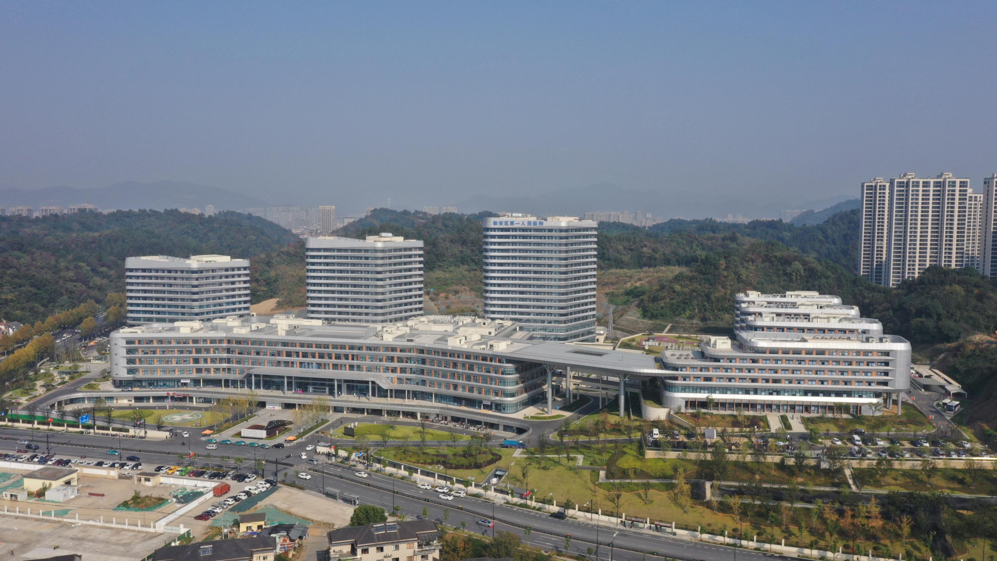 密码保护：医院【真实营业-现不能拍】4