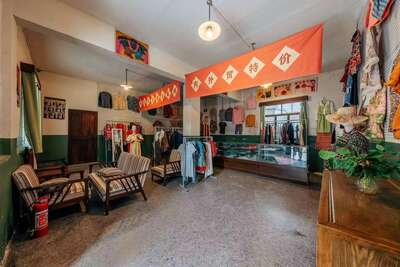 hd/PC-zhuimeng/b.服装店-年代1