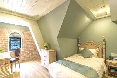 hz/C城堡庄园/爱丽芬021