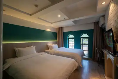 hz/C城堡庄园/爱丽芬021