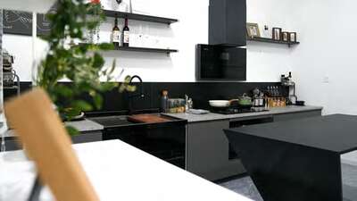 hz/biaozhun/家居-黑白现代-客厅卧室衣帽间浴室1