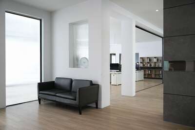 hz/senge/办公场景/电梯1