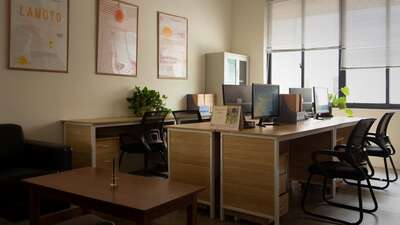 hz/senge/学校-套景/老师办公室1