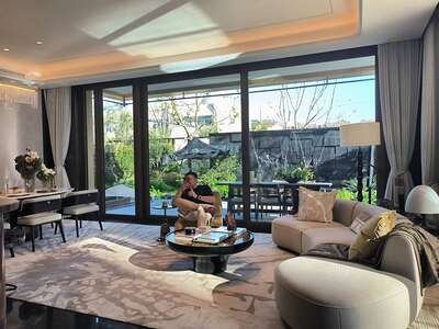 hz/别墅/别墅4-三+B层样板房1