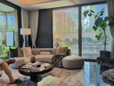 hz/别墅/别墅4-三+B层样板房1