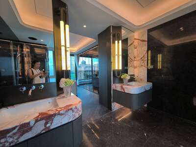 hz/别墅/别墅4-三+B层样板房1