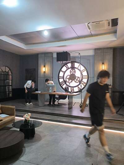 hz/办公室/办公室4-复古工业1