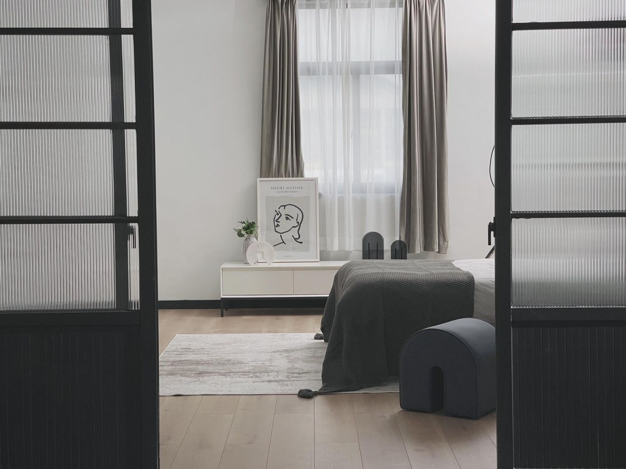 hz/MOMA/家居-现代套房1