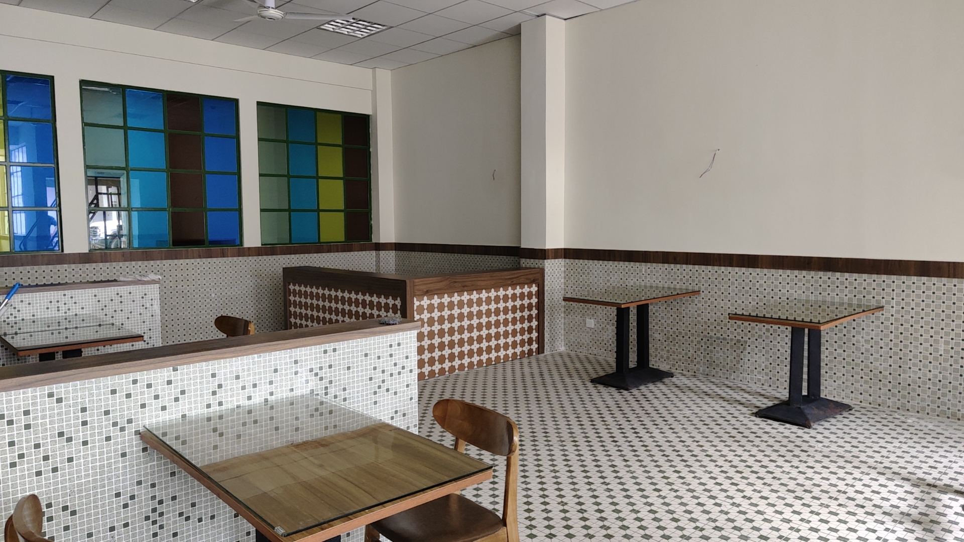hz/senge/店铺-茶餐厅1