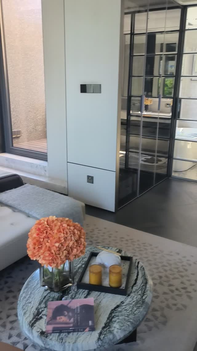 别墅2-三层样板房VID_20250816_154326