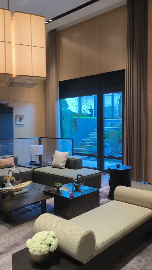 别墅5VID_20250816_173444