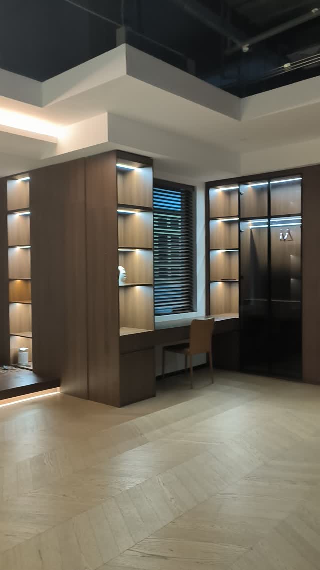 家居1-大平层VID_20250816_202742